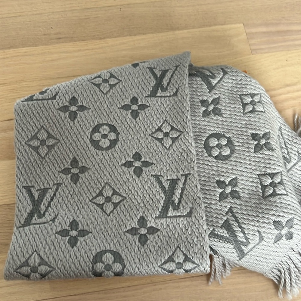 Louis Vuitton Wool Silk Logomania Scarf Pearl Grey